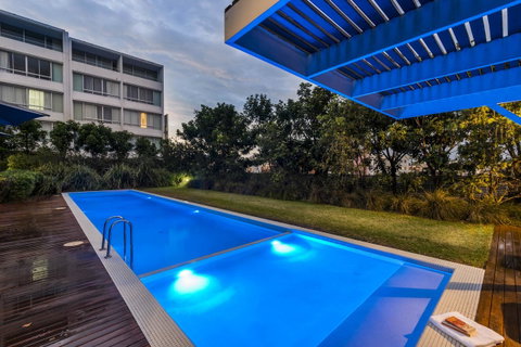 Oaks Nelson Bay Lure Suites - Accommodation Perth 11
