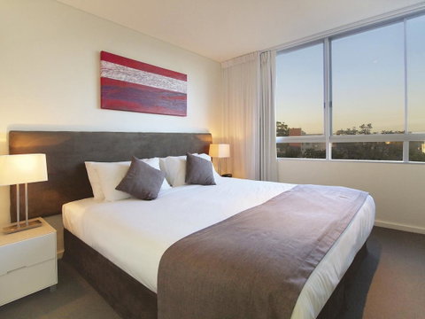 Oaks Nelson Bay Lure Suites - Accommodation Perth 13