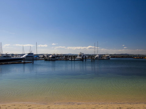 Oaks Nelson Bay Lure Suites - Accommodation Perth 3