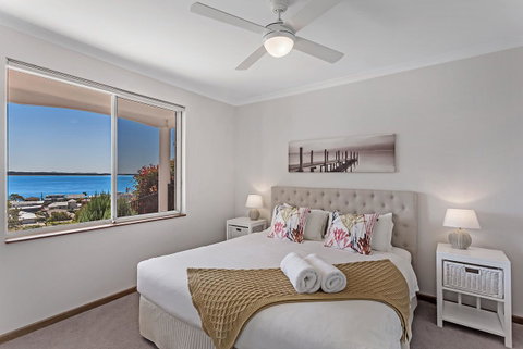 Phuza Maningi 17 Myan Close - Accommodation Perth 14