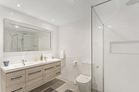 Phuza Maningi 17 Myan Close - Accommodation Perth 20