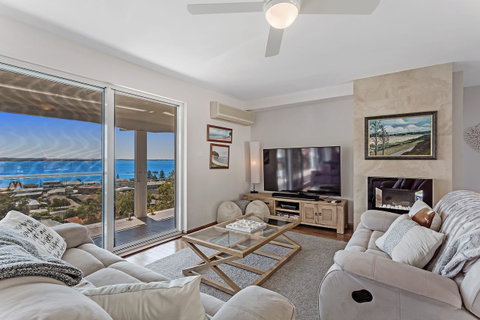 Phuza Maningi 17 Myan Close - Accommodation Perth 4