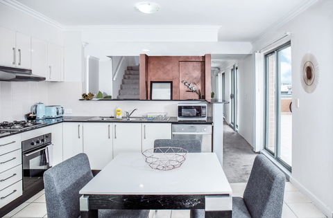 DD Apartments On Darling Harbour - Accommodation Perth 1