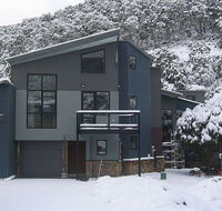Snowstream 4 - Accommodation Perth