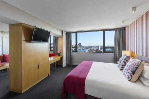 View Sydney - Perth Resorts 9
