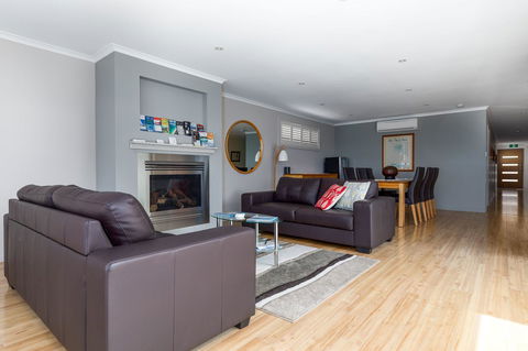 The Edgewater On Greville - Perth Resorts 12