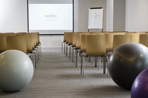 Novotel Newcastle Beach - Accommodation Perth 20