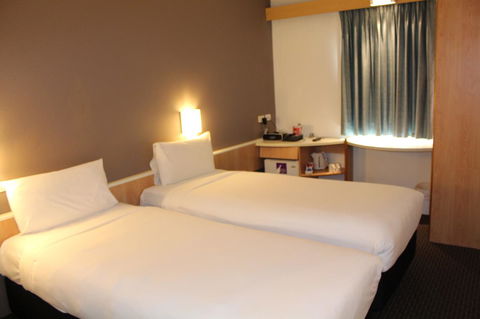 Ibis Newcastle - Accommodation Perth 14