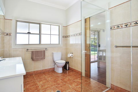 Terara Riverside Retreat - Perth Resorts 17