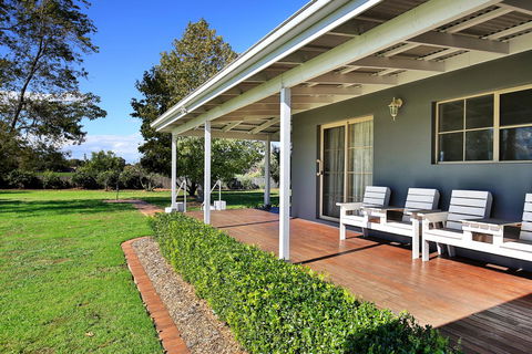 Terara Riverside Retreat - Perth Resorts 38