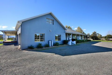 Terara Riverside Retreat - Perth Resorts 42