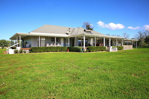 Terara Riverside Retreat - Perth Resorts 22