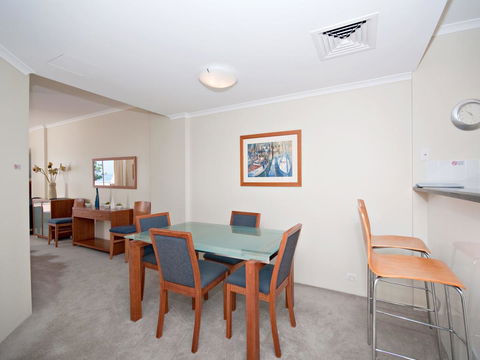 Messines Street, Breakwater Apartment, 104 - Perth Resorts 3