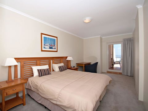 Messines Street, Breakwater Apartment, 104 - Perth Resorts 5