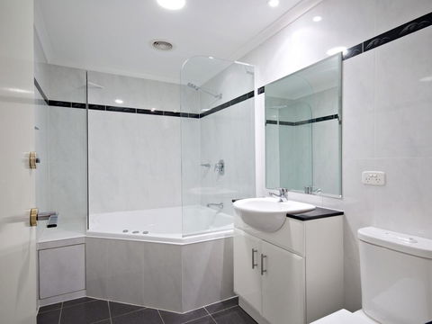 Messines Street, Breakwater Apartment, 104 - Perth Resorts 9