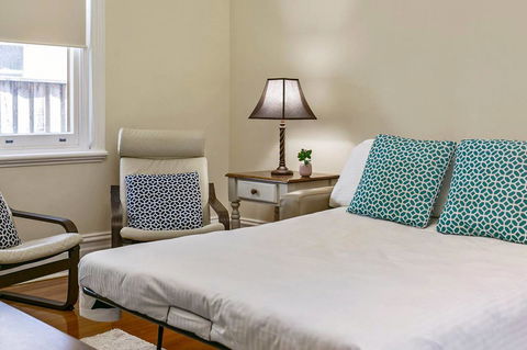 Oversized 2 Bedroom Manly Beach House - Accommodation Perth 7