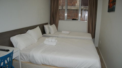 Dixon Residences - Accommodation Perth 8