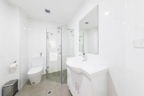 Dixon Residences - Accommodation Perth 13