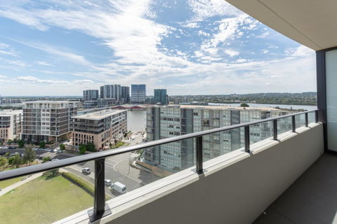 Two Bedders Apartment With Stunning Water View - Accommodation Perth 0