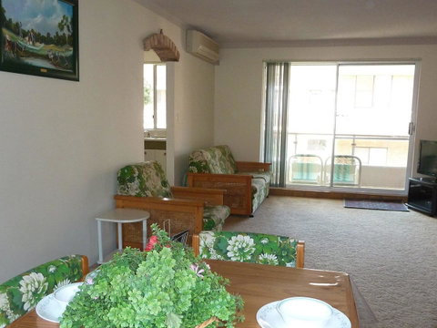 The Breakers 13 - Accommodation Perth 5