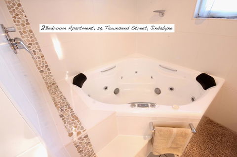 Full Circle Apartments - Perth Resorts 27