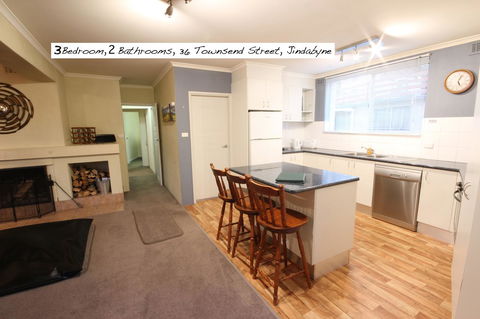 Full Circle Apartments - Perth Resorts 16