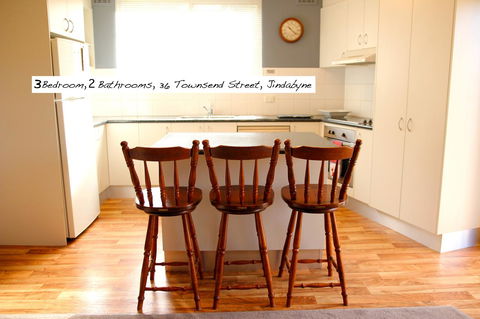 Full Circle Apartments - Perth Resorts 15