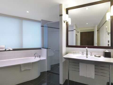 Amora Hotel Jamison Sydney - Accommodation Perth 36