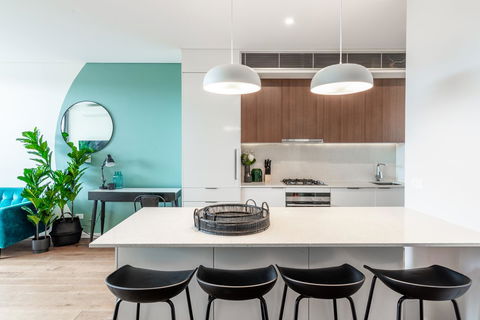 Large Light Luxe 3BDR 2BA Free Parking - Walk To Sydney Uni And RPA - Accommodation Perth 5