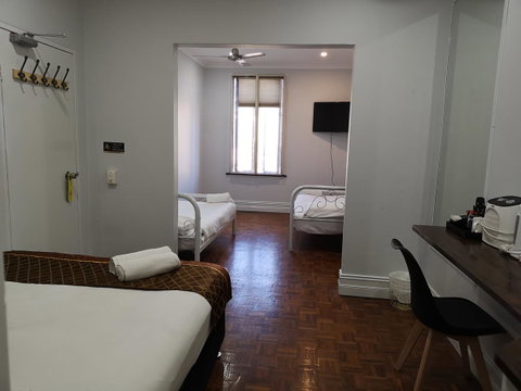 Newtown Cozy Stays - Accommodation Perth 29