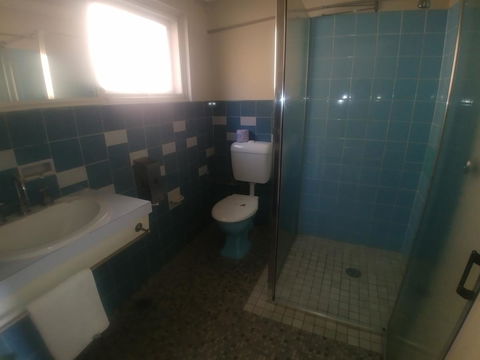 Bega Motel - Perth Resorts 10