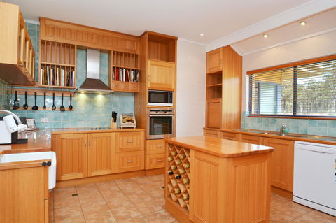 JE Guesthouse, Central To All The Hunter Valley Has To Offer - Accommodation Perth 12