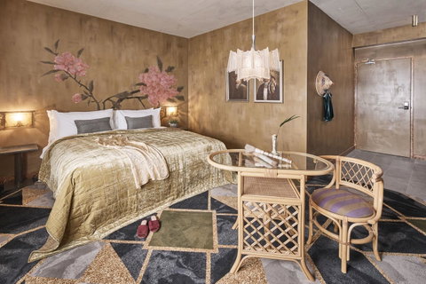 The Collectionist Newtown - Accommodation Perth 1