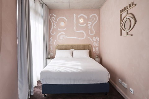 The Collectionist Newtown - Accommodation Perth 23