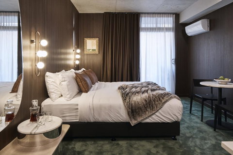 The Collectionist Newtown - Accommodation Perth 32