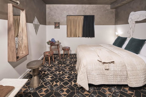 The Collectionist Newtown - Accommodation Perth 44