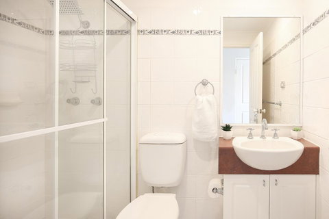 Vibrant Inner-city Living - Darling Harbour Fringe - Accommodation Perth 12