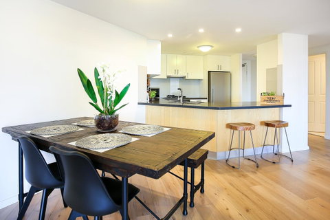 Vibrant Inner-city Living - Darling Harbour Fringe - Accommodation Perth 2