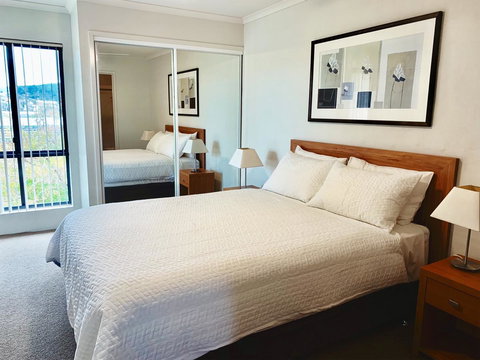 Seachange 3 - Accommodation Perth 5