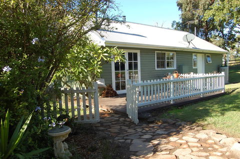 Cadair Cottages - Accommodation Perth 9