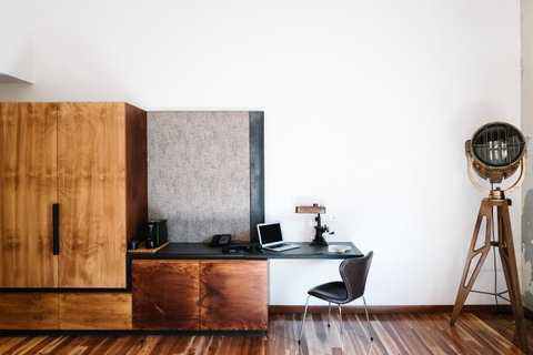 The Old Clare Hotel, Independent Collection By EVT - Accommodation Perth 17