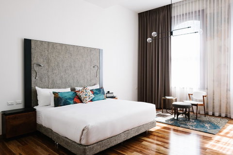 The Old Clare Hotel, Independent Collection By EVT - Accommodation Perth 9