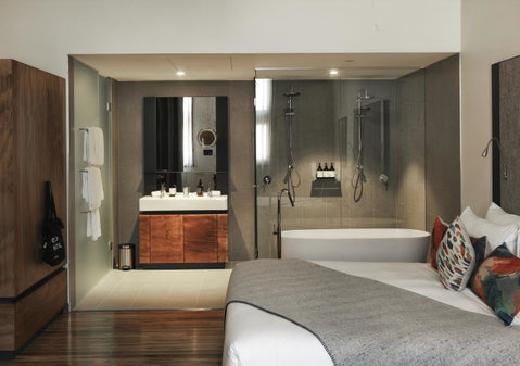 The Old Clare Hotel, Independent Collection By EVT - Accommodation Perth 28