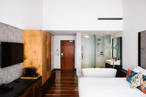 The Old Clare Hotel, Independent Collection By EVT - Accommodation Perth 11