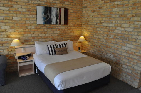 Mollymook Surfbeach Motel & Apartments - Perth Resorts 4