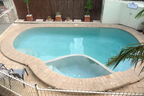 Mollymook Surfbeach Motel & Apartments - Perth Resorts 9