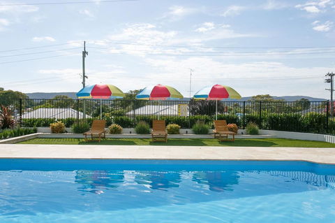 Crestview Tourist Park - Perth Resorts 8