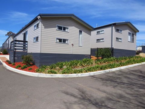 Crestview Tourist Park - Perth Resorts 23