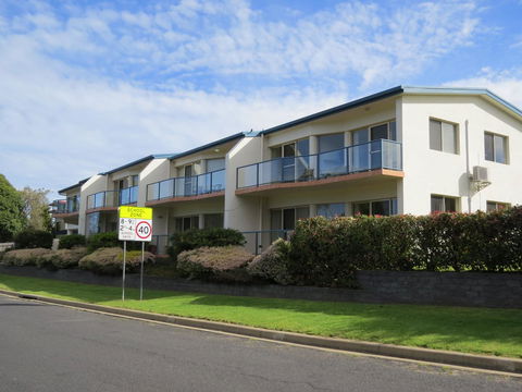 BlueWater Apartments - Accommodation Perth 20