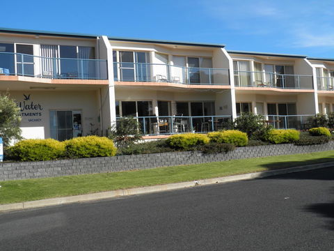 BlueWater Apartments - Accommodation Perth 2